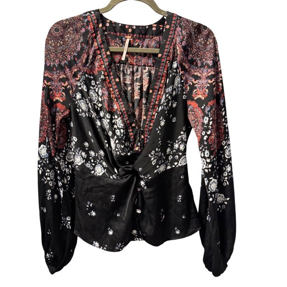 Free People blouse Sz S Long Sleeve Floral Blouse With Knot Front Design & V-Nec - Picture 7 of 12